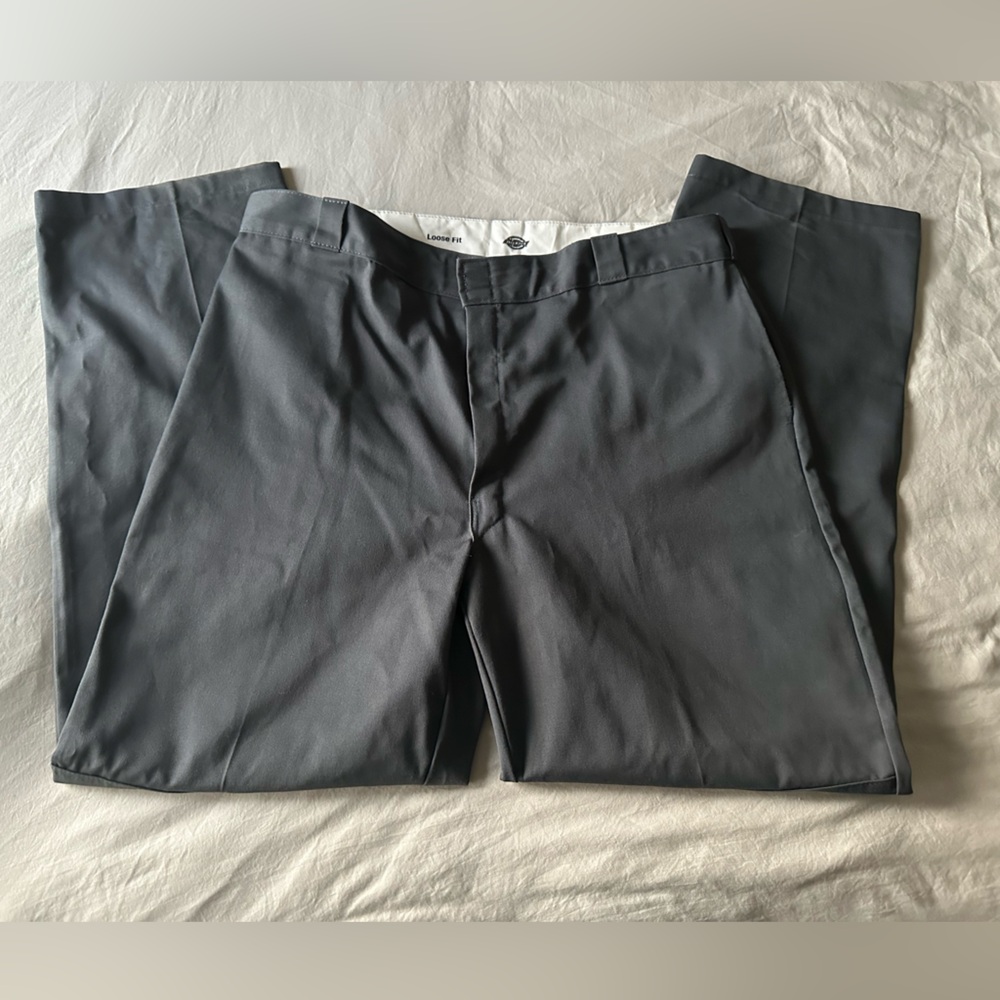 Dickies Men's Dark Gray Loose Fit Pants, Size 42x34